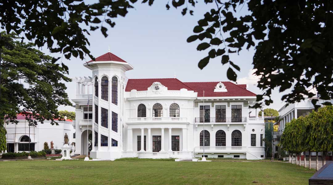 The grand Beaux-Arts style now even clearer in Angelicum School Iloilo Lizares mansion