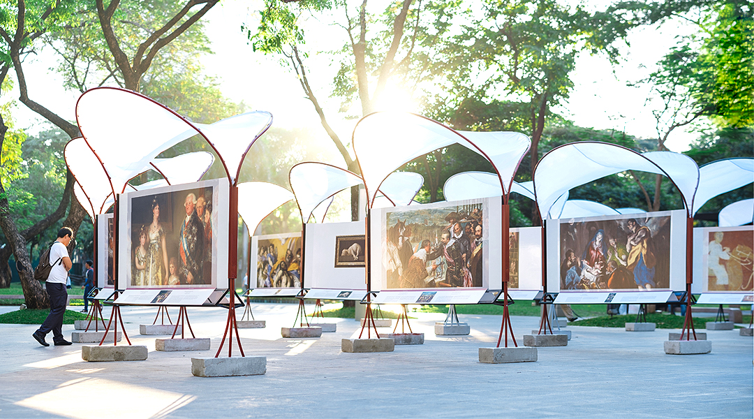 El Museo del Prado en Filipinas Travelling Exhibition by WTA Architecture + Design Studio