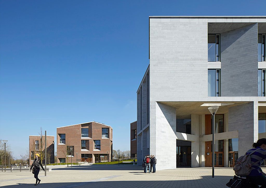 Grafton Architects - Medical School, University of Limerick (Limerick, Ireland 2012)