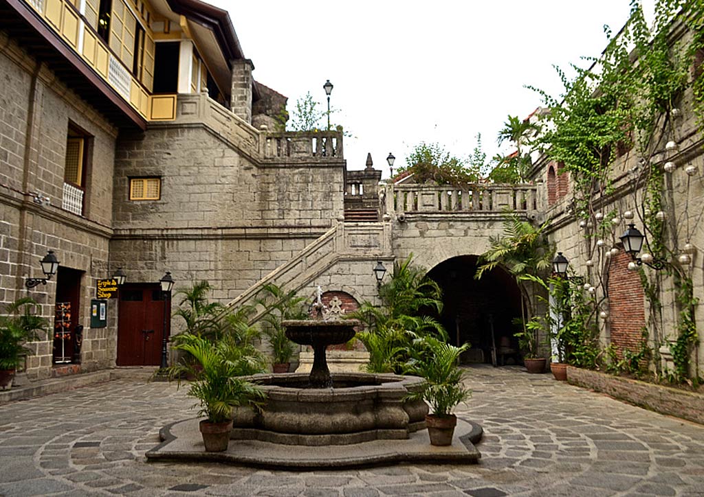 Casa Manila 