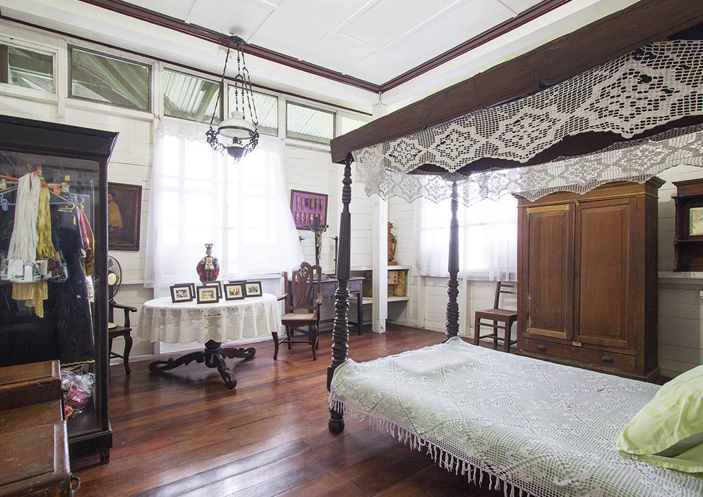 La Florentina master bedroom