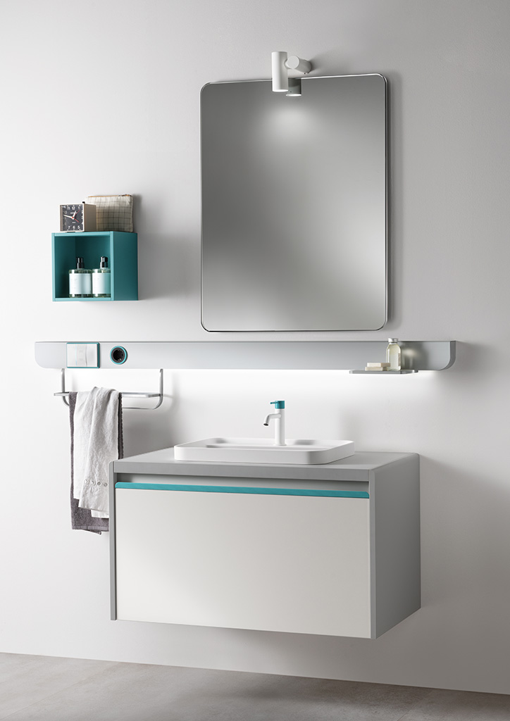 Even for compact spaces for single sinks and mirrors, Dandy Plus by Scavolini and the Task Bar can help shape your mood