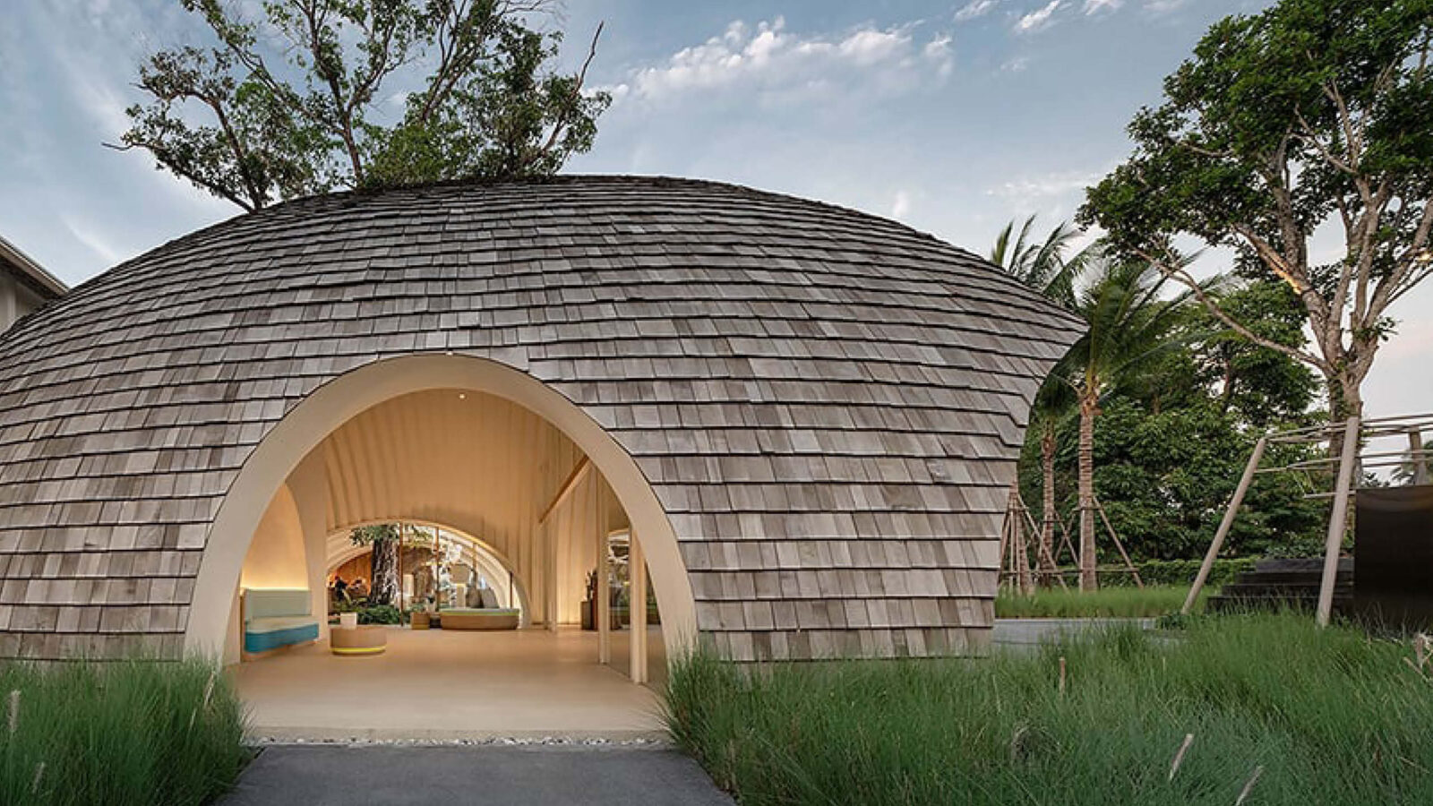 A Lobby of Spheres: Onion Studio's Dome-Shaped Lobby in Thailand