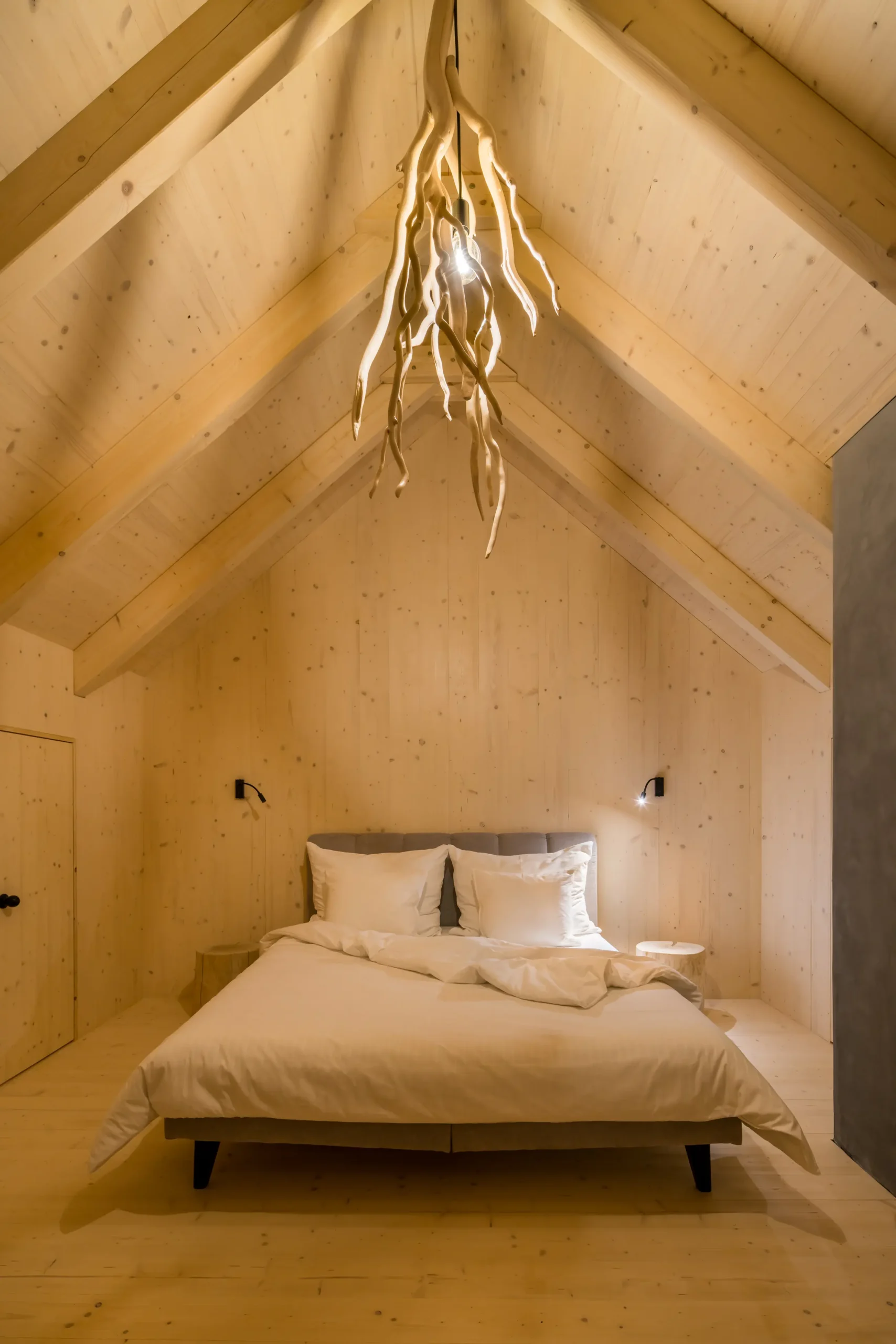 cabin bedroom details