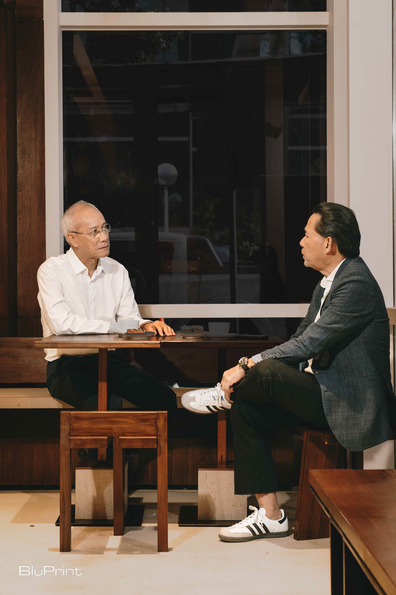 Bong Recio and Meloy Casas having a conversation on Philippine architecture over coffee.