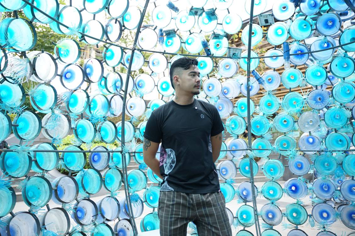 Artist Leeroy New inside of his "Elemental" installation. Source: The Art House.