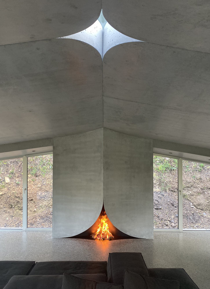 Fireplace for the residential area. Photo by atelier Mattei.