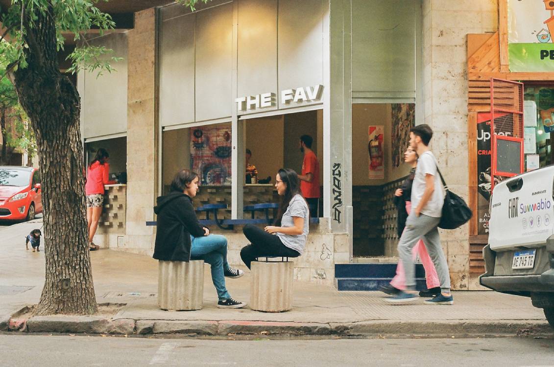 Side view of the coffee shop. Photo by Ana Salazar Altamira.