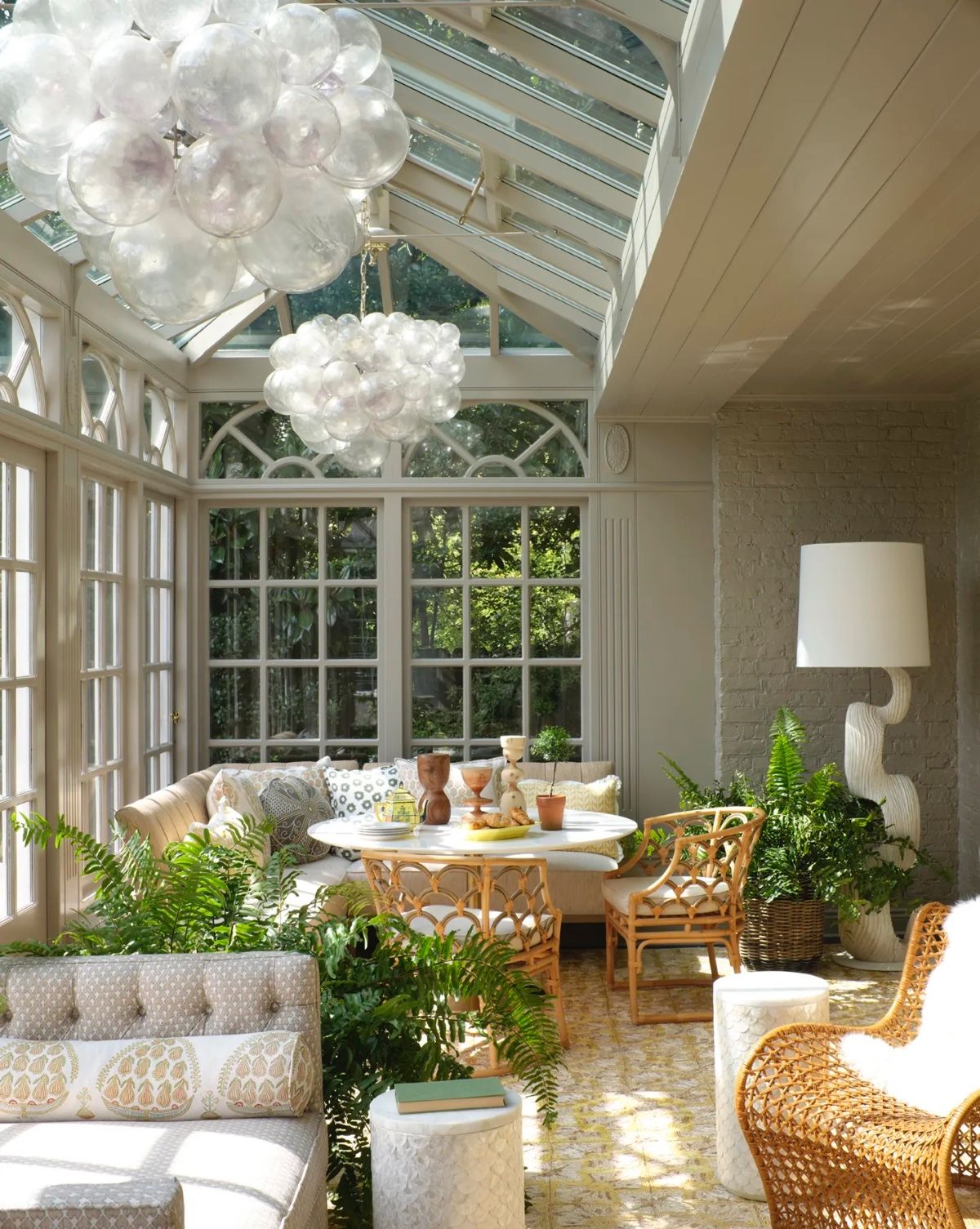 Sunroom: The Indoor Escape You’ll Love to Experience Sunlight Year-Round.