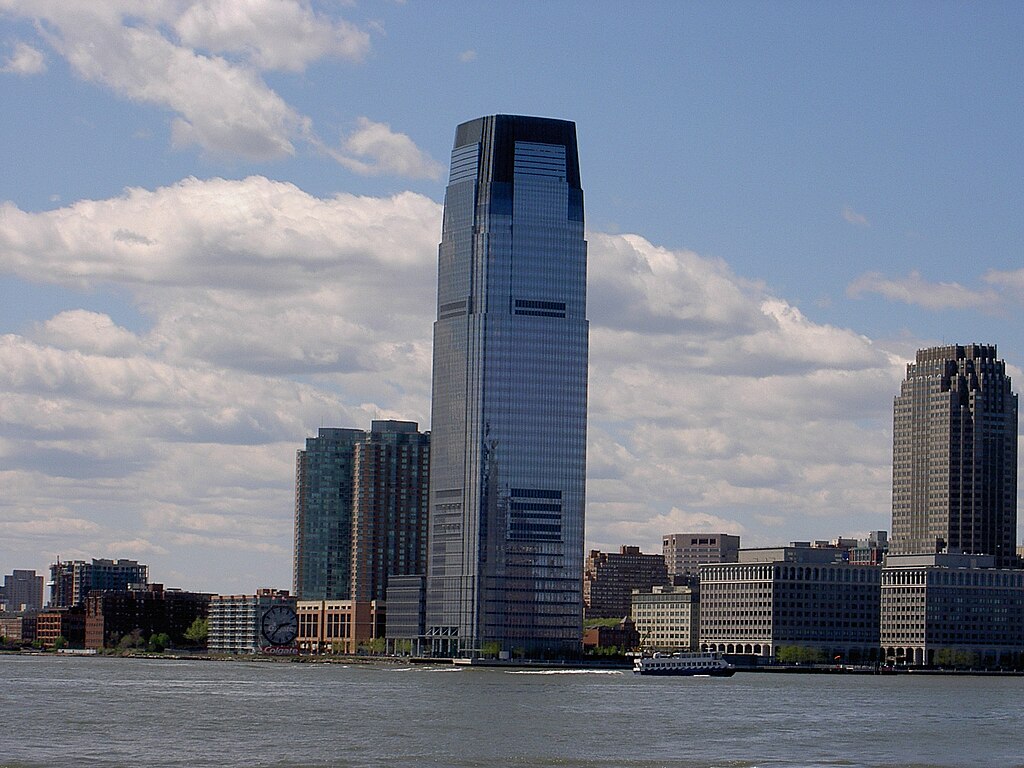 The Goldman Sachs Tower. Photo by Oriez. Source: Wikimedia Commons.