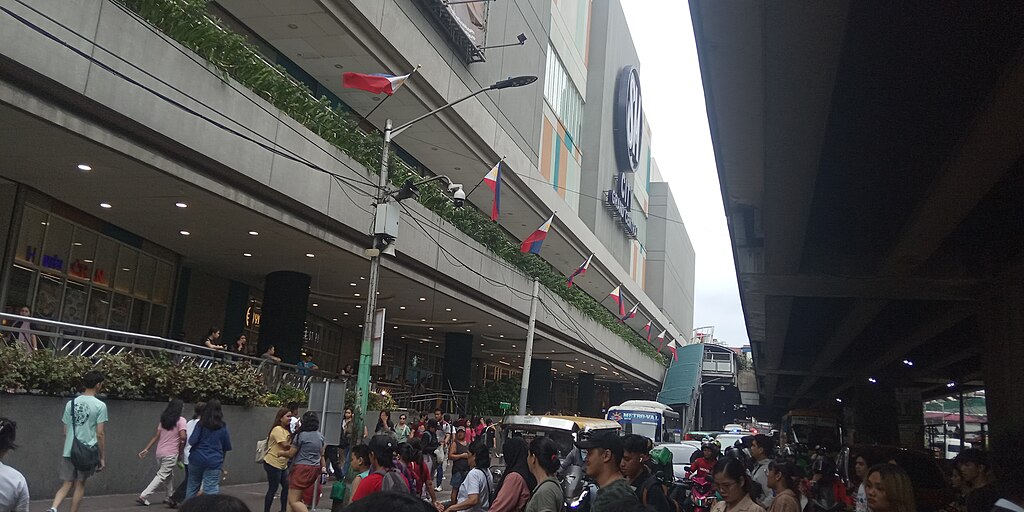 SM City Grand Central, which won the Gold tier of the Apolinario Mabini Awards in 2023. Photo by SuperFranztendo 64. Source: Wikimedia Commons.