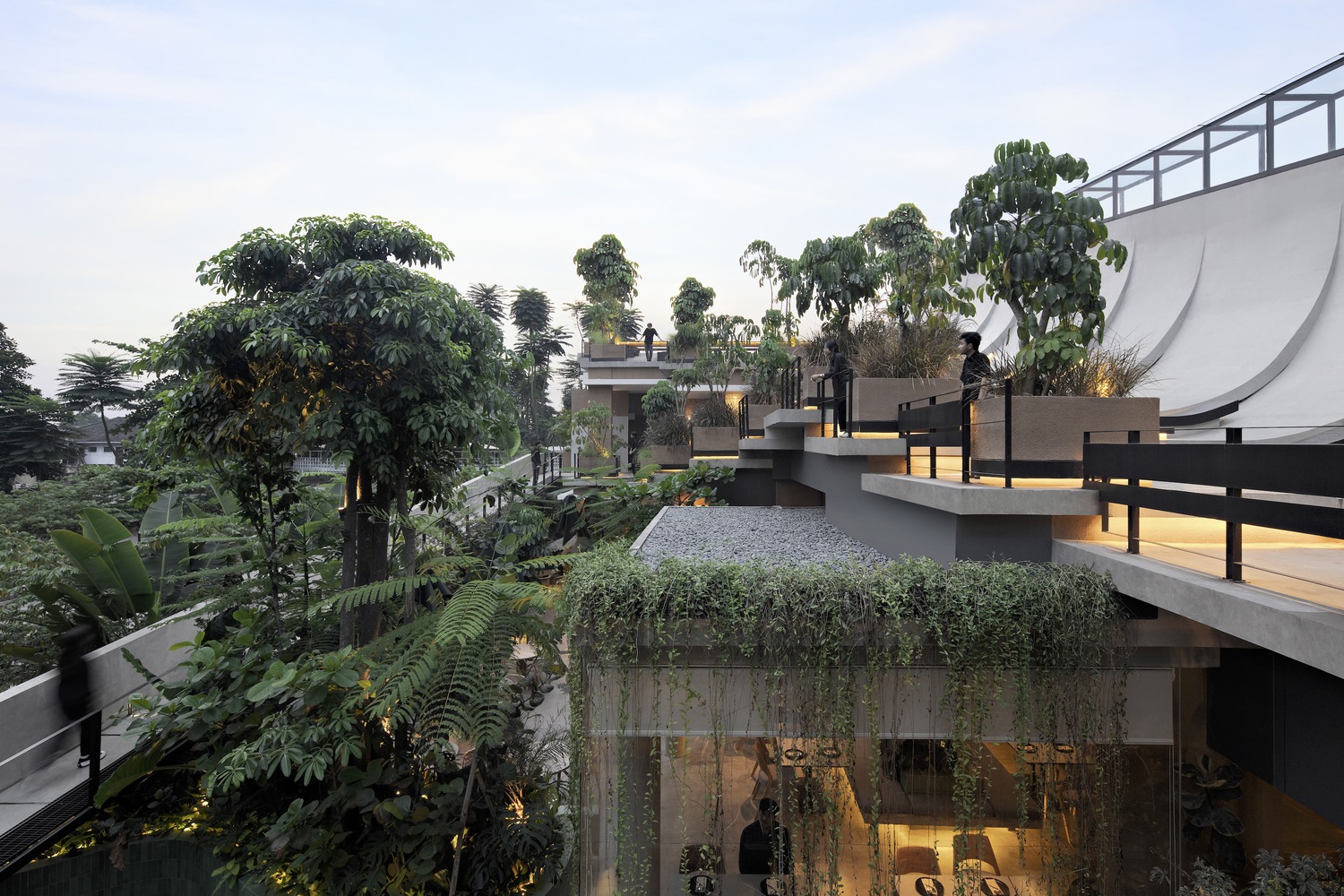 The Aruma Split Garden, side view. Photo by Mario Wibowo.