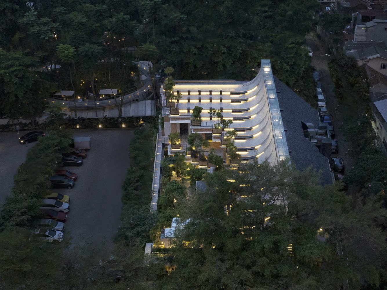 The Aruma Split Garden at night. Photo by Mario Wibowo.