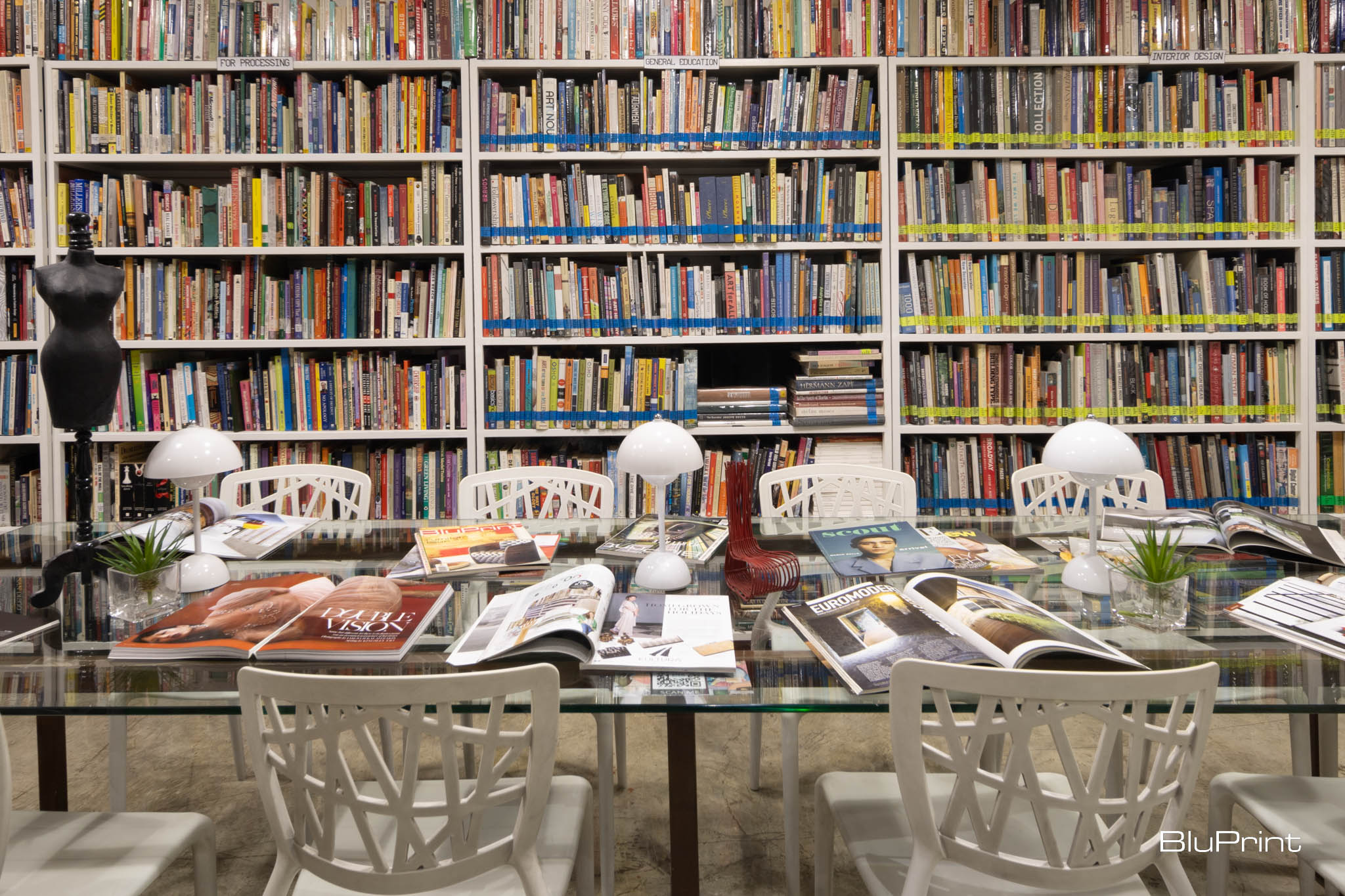 SoFA's Learning Center, which contains books, swatches, and other resources for students.