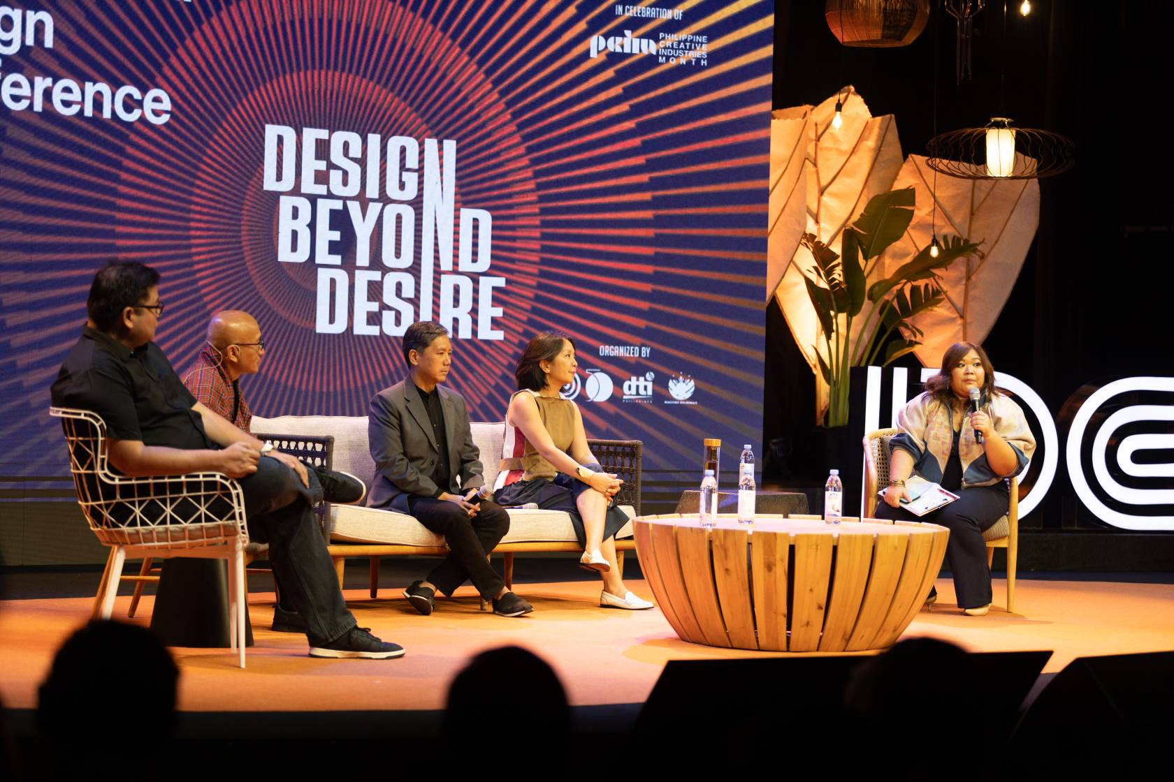 One of the panel talks of the International Design Conference. Photo by Excel Panlaque.