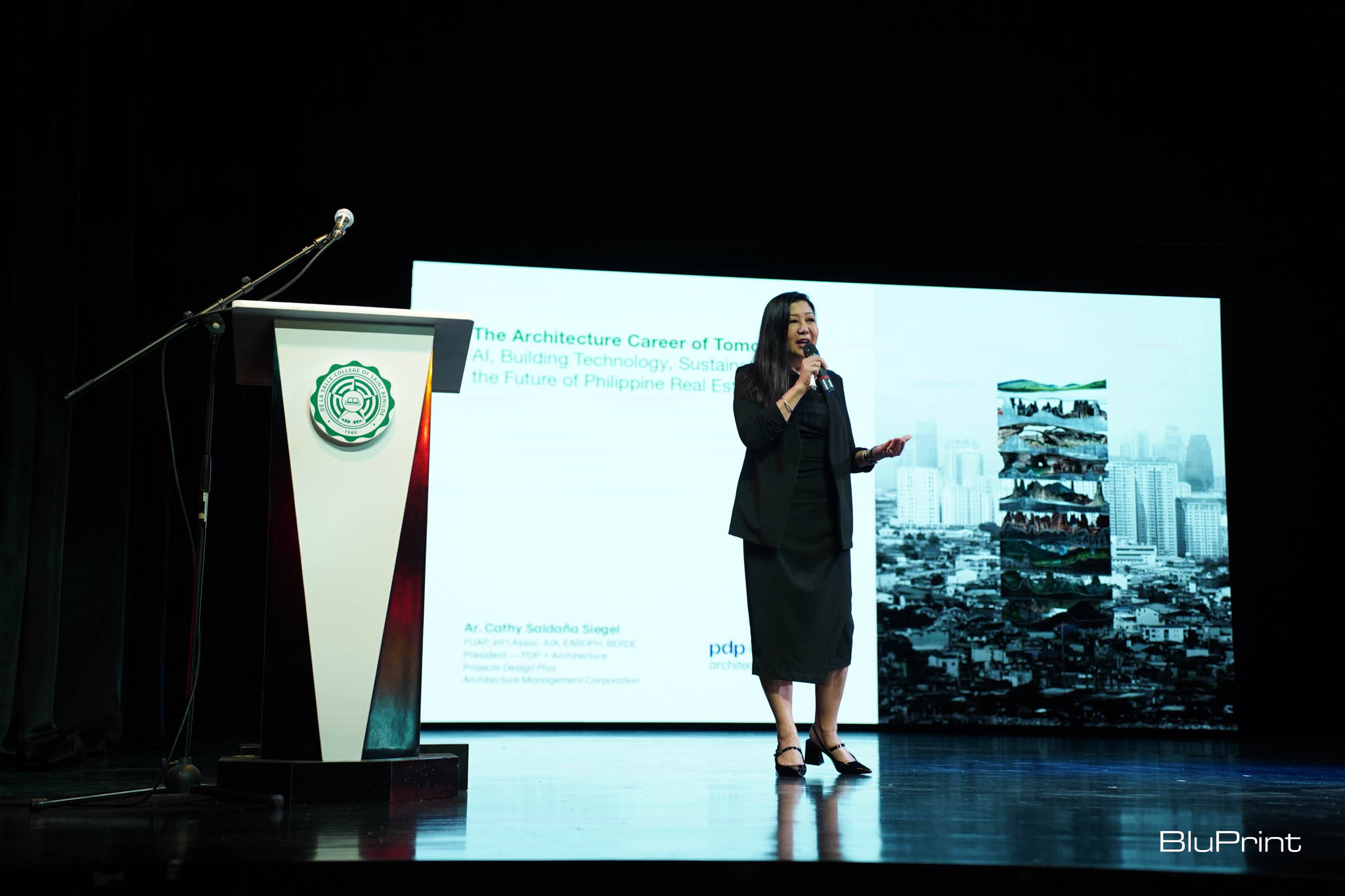 Cathy Saldaña during her presentation at "Ask the Experts."