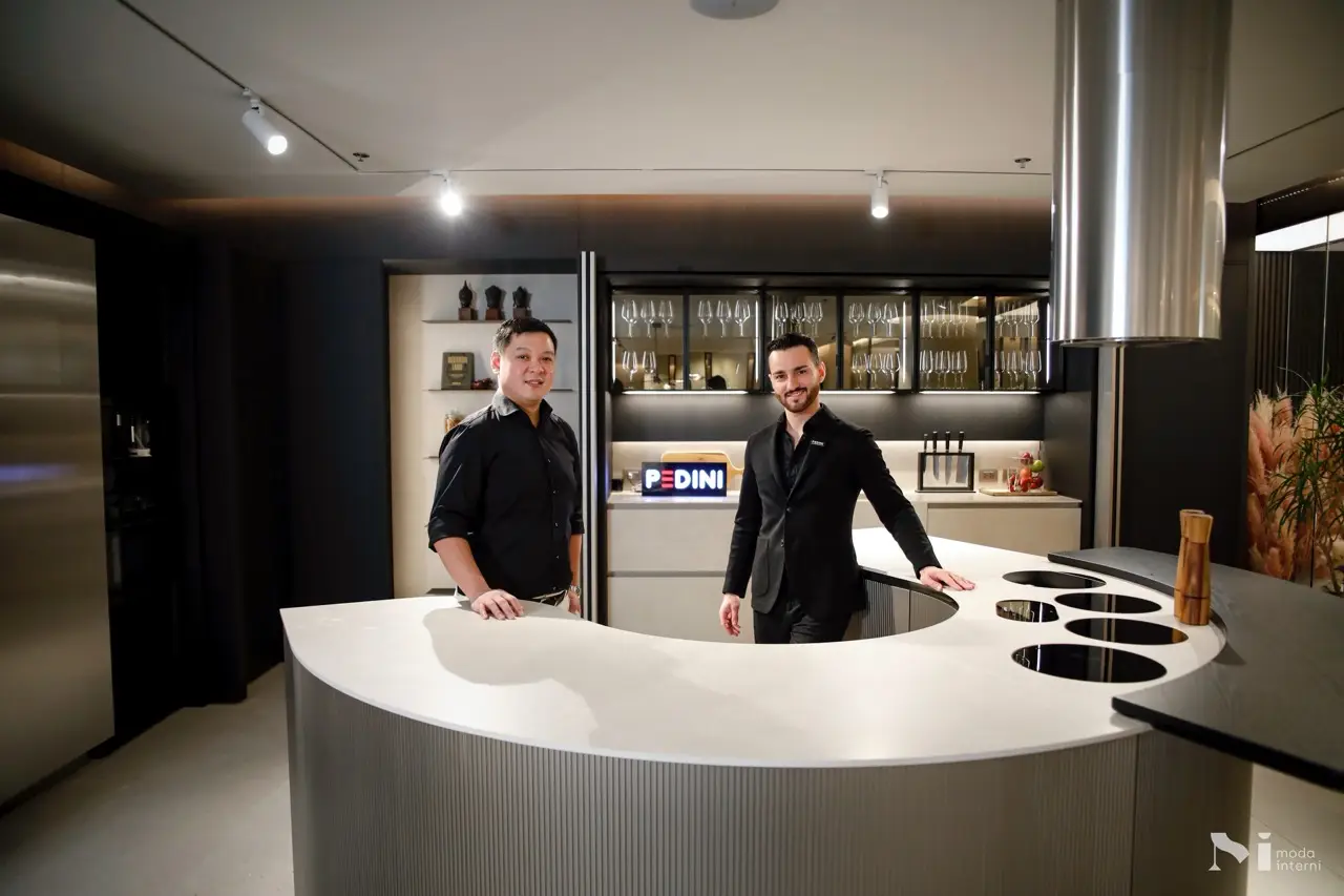 Goldwin Sison (right), CEO of Moda Interni, and Francesco Giuffrida, Brand Export Manager of Pedini.