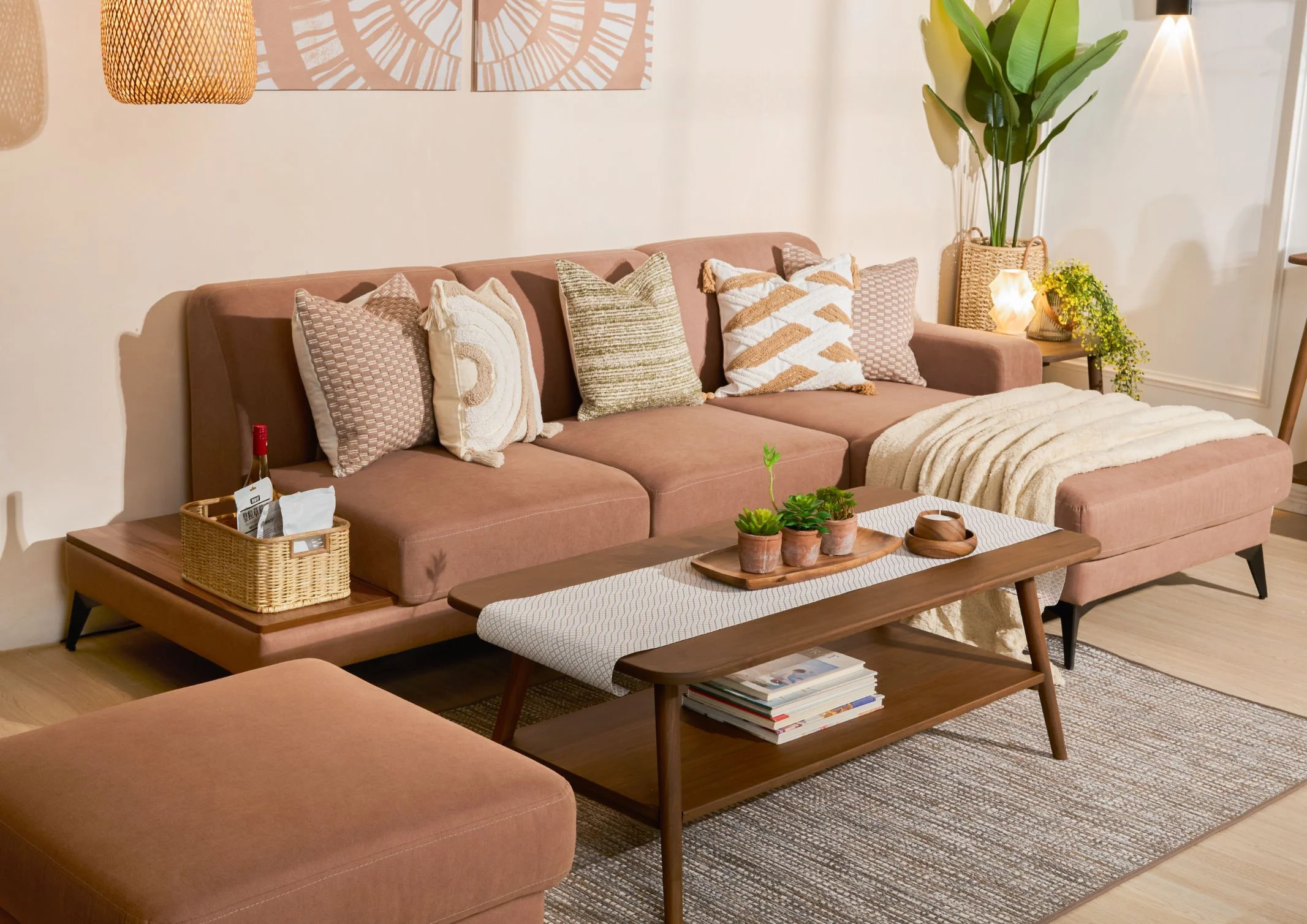 Amanda Griffin’s Guide to a Sustainable Home with SM Green Finds.